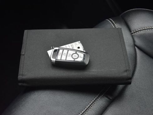 Used 2020 Ford Explorer ST w/ ST Street Pack image 41