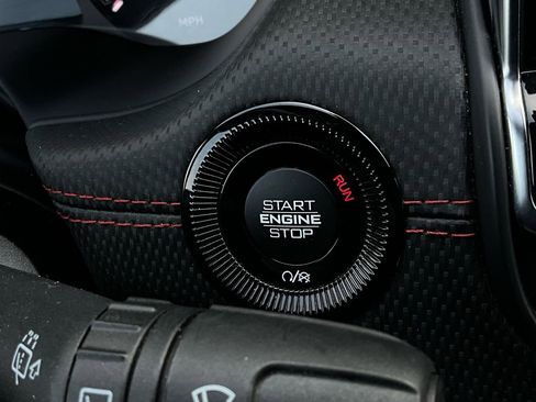 Used 2025 Jeep Compass Trailhawk image 28