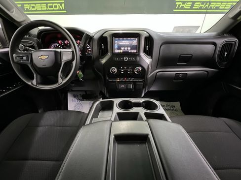 Used 2020 Chevrolet Silverado 1500 Custom w/ Custom Value Package AWD/4WD image 19