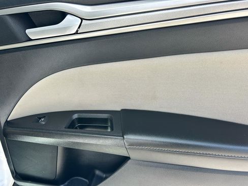 Used 2020 Ford Fusion S FWD image 12