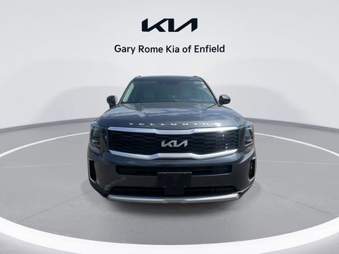 Used 2022 Kia Telluride S image 3