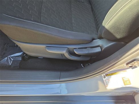 Certified 2023 Nissan Kicks SV image 31