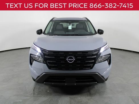 New 2026 Nissan Rogue Dark Armor FWD image 10