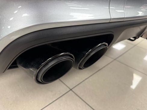 Used 2020 Porsche Cayenne image 40