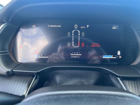 Used 2023 Jeep Grand Cherokee L Laredo image 36