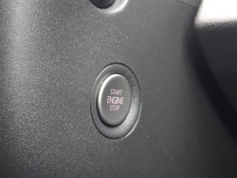 Used 2023 Volkswagen ID.4 Pro S image 24