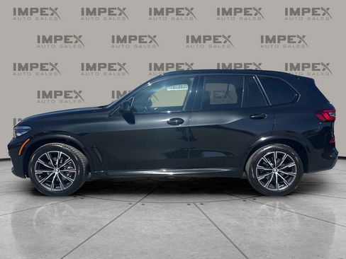 Used 2023 BMW X5 xDrive40i w/ M Sport Package image 2