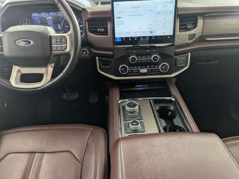 Used 2024 Ford Expedition Max Limited image 27