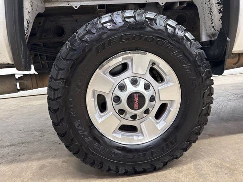 Used 2019 GMC Sierra 2500 4x4 Crew Cab w/ Sierra Convenience Package image 41