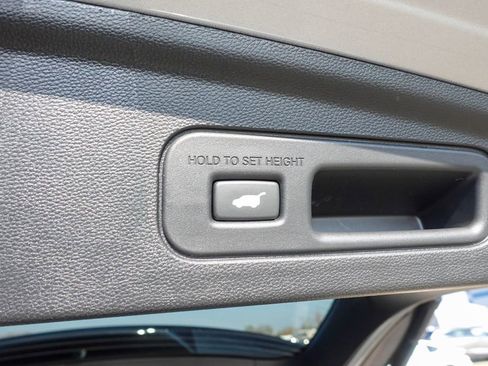 New 2026 Acura MDX SH-AWD image 30