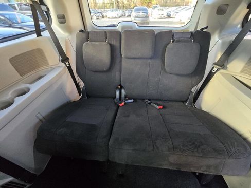 Used 2013 Dodge Grand Caravan Crew image 16