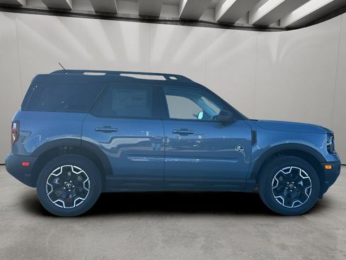 New 2025 Ford Bronco Sport Outer Banks w/ Outer Banks Tech Package+ AWD/4WD image 6
