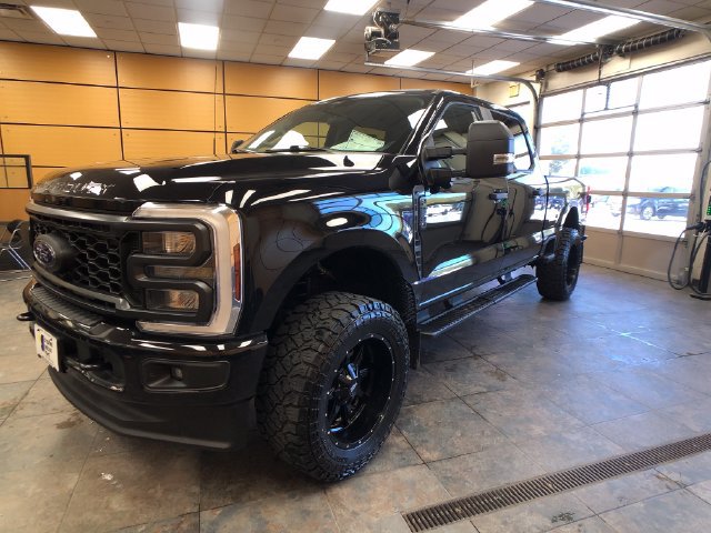 Certified 2024 Ford F250 XL w/ STX Appearance Package AWD/4WD image 3