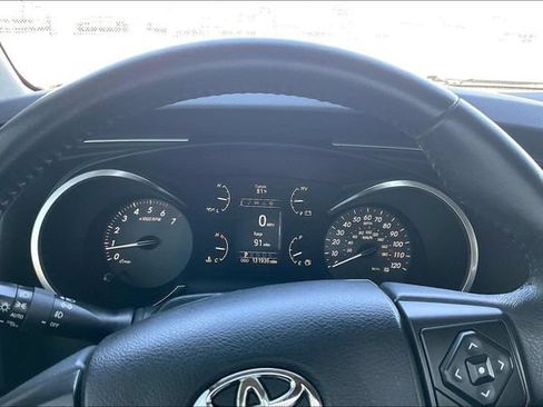 Used 2021 Toyota Sequoia TRD Sport AWD/4WD image 22