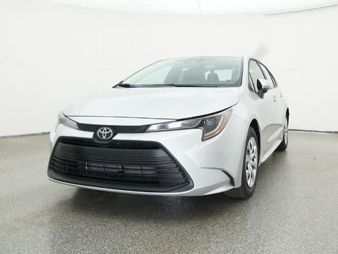 New 2026 Toyota Corolla LE image 32