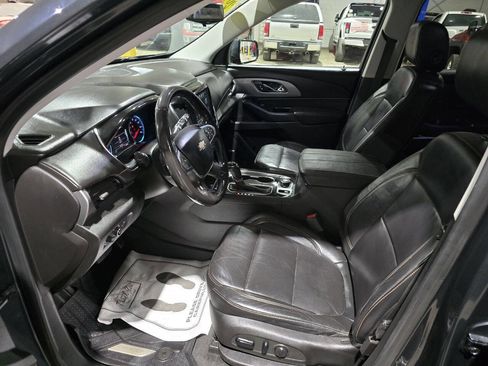 Used 2018 Chevrolet Traverse LT image 26
