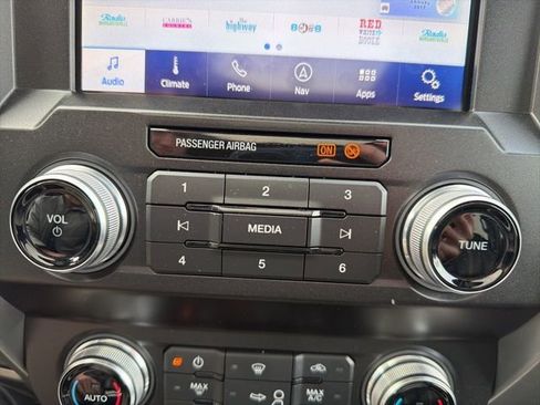 Certified 2021 Ford F350 Platinum image 37