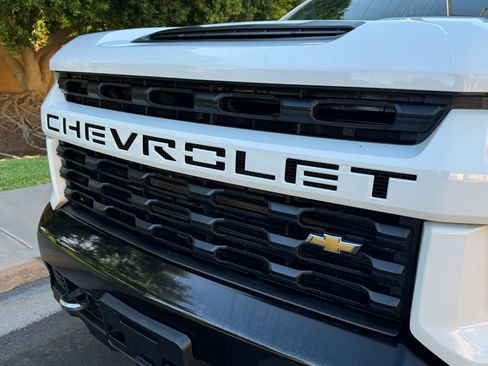 Used 2022 Chevrolet Silverado 2500 Custom w/ Custom Value Package AWD/4WD image 55