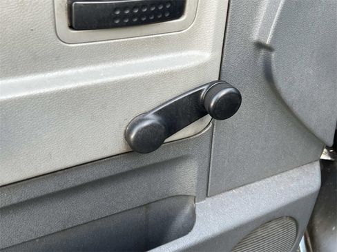 Used 2005 Dodge Dakota ST image 10