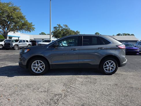 Used 2024 Ford Edge SEL image 5