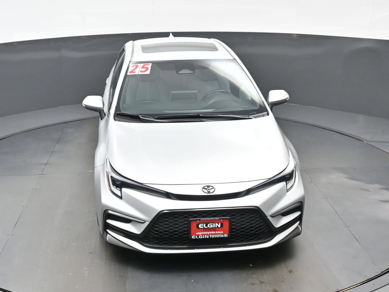 Used 2025 Toyota Corolla SE w/ SE Premium Package FWD image 35
