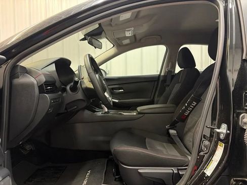 Used 2024 Nissan Sentra SR FWD image 11