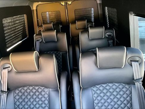 New 2025 Mercedes-Benz Sprinter 2500 image 9