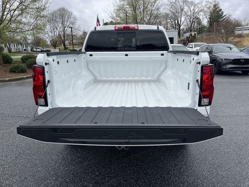 New 2025 Chevrolet Colorado W/T image 26