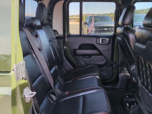 Used 2021 Jeep Gladiator Mojave AWD/4WD image 28