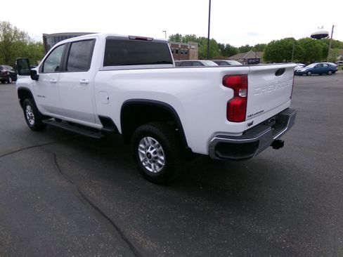Used 2023 Chevrolet Silverado 2500 LT w/ Convenience Package AWD/4WD image 8