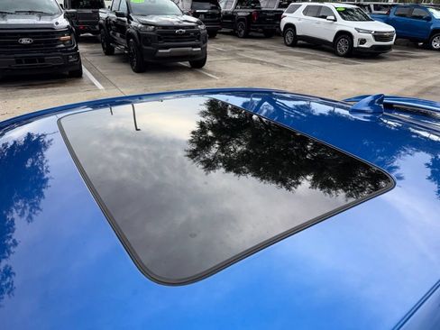 Used 2018 Chevrolet Camaro SS RWD image 12