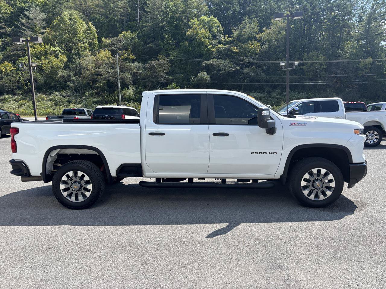 Used 2024 Chevrolet Silverado 2500 Custom w/ Custom Value Package AWD/4WD image 6