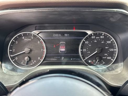 Used 2023 Nissan Rogue SV FWD image 26