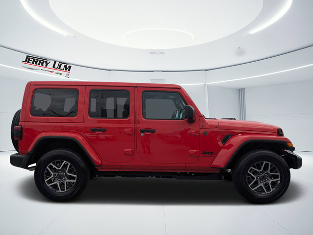 Certified 2026 Jeep Wrangler Unlimited Sahara AWD/4WD image 2