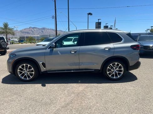 Used 2024 BMW X5 xDrive40i AWD/4WD image 6