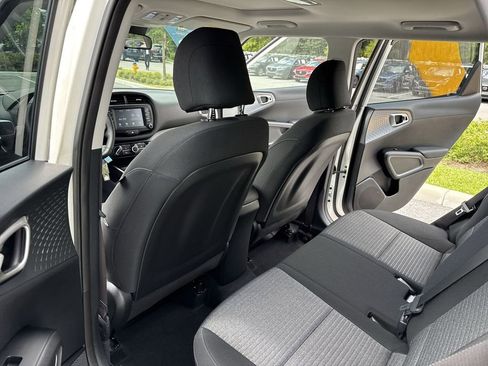 Used 2021 Kia Soul GT-Line FWD image 34