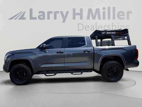 Used 2025 Toyota Tundra Limited AWD/4WD image 3