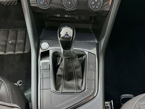 Used 2024 Volkswagen Tiguan S image 23