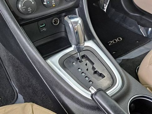 Used 2013 Chrysler 200 Limited w/ Sun/Sound Group FWD image 15