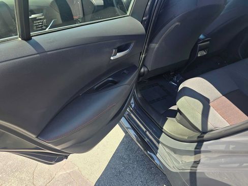 Used 2025 Toyota Corolla SE w/ Convenience Package FWD image 15