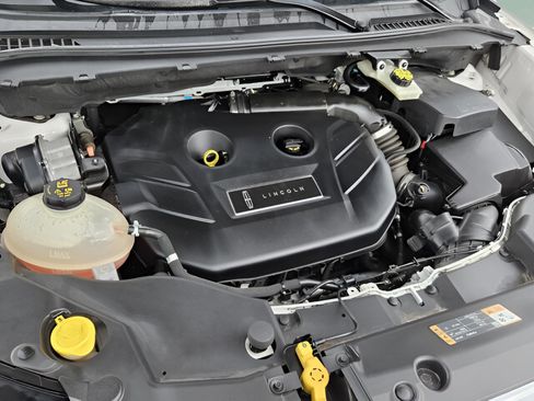 Used 2019 Lincoln MKC Reserve w/ MKC Technology Package image 24