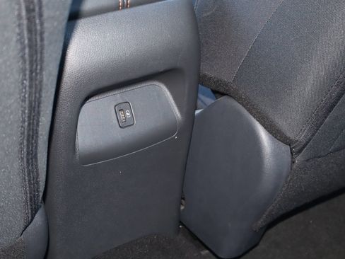 Used 2025 Nissan Sentra SR FWD image 18