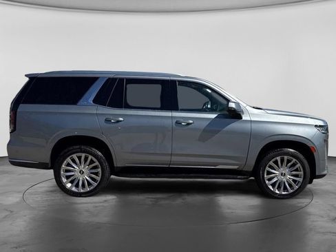 Used 2023 Cadillac Escalade Premium Luxury AWD/4WD image 13