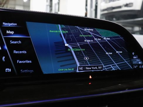 Certified 2023 Cadillac Escalade Sport Platinum w/ LPO, ONYX Package image 39