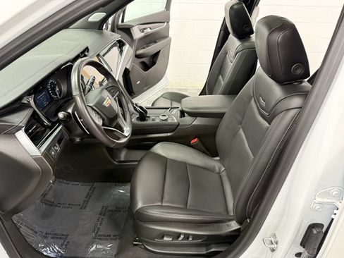 Used 2024 Cadillac XT6 Sport AWD/4WD image 12