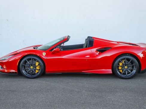 Certified 2022 Ferrari F8 Tributo RWD image 35