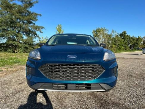 Used 2020 Ford Escape S image 4