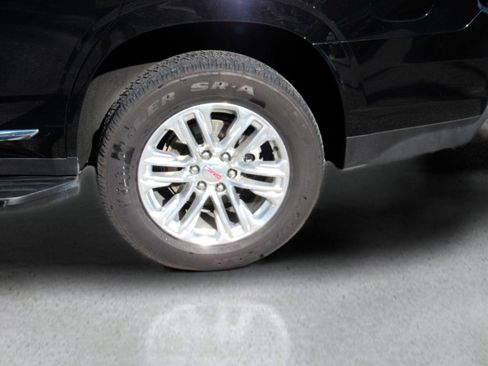 Used 2023 GMC Yukon SLT image 4