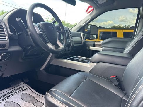 Used 2017 Ford F250 Lariat w/ Chrome Package AWD/4WD image 18