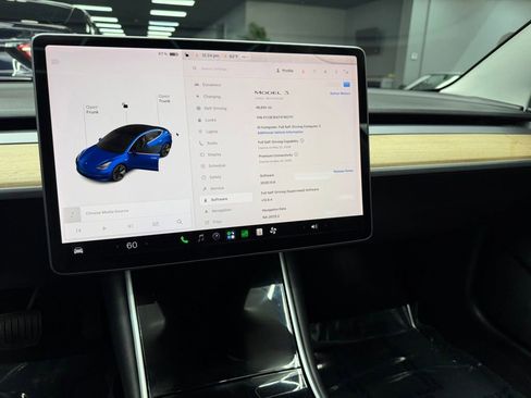 Used 2018 Tesla Model 3 Mid Range RWD image 25